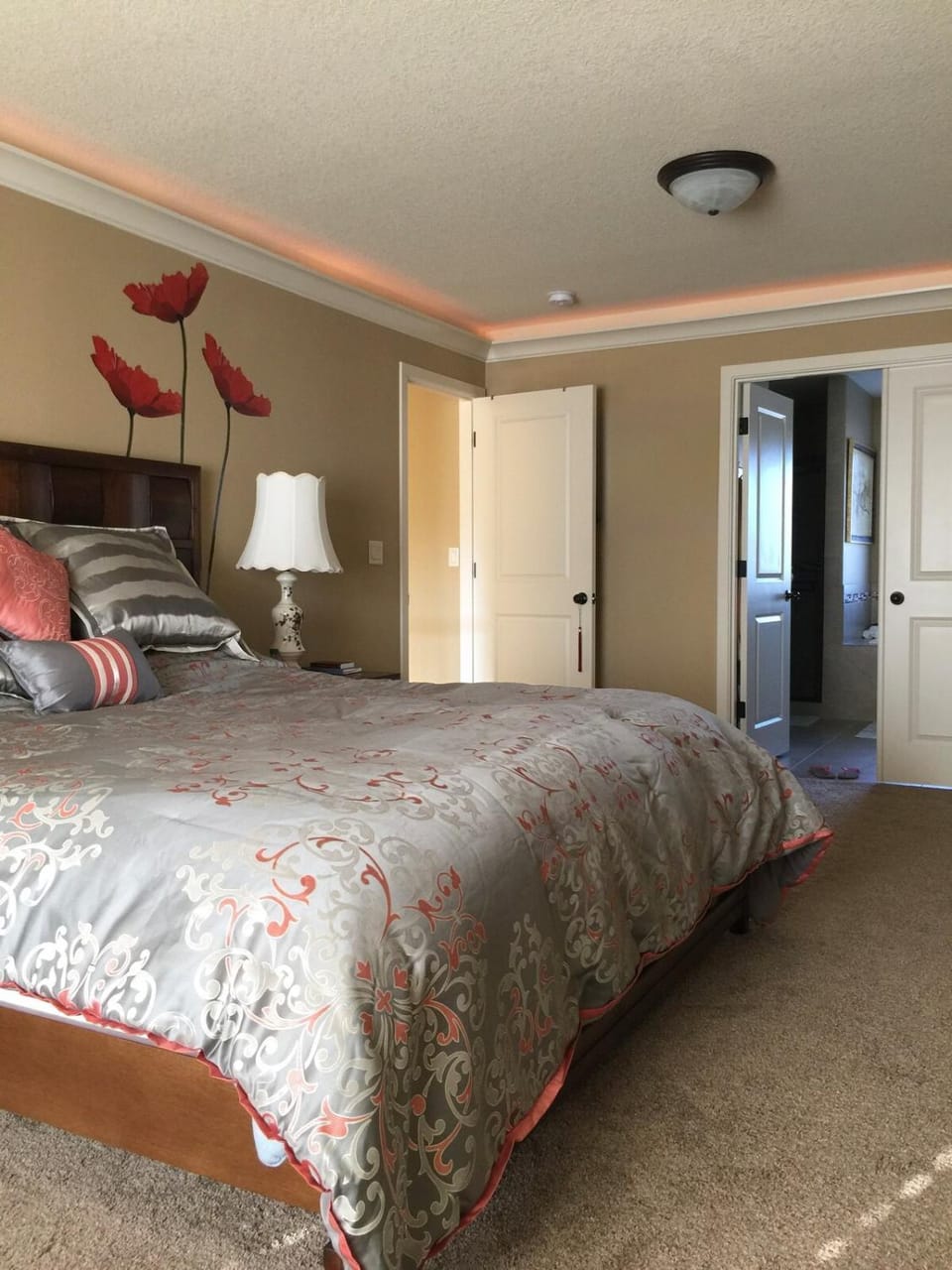 Beautiful 4BR Home in E Vancouver 30 Plus Day Stays Near PDX Costco Hospitals House in Washington