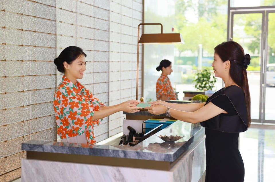 Staff, Lobby or reception