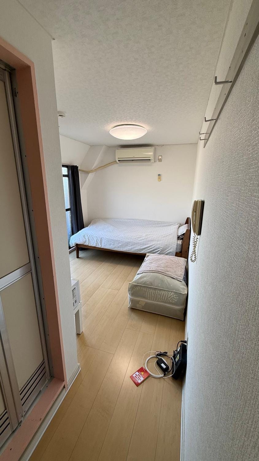 Osaka Umeda West JR Tsukamoto Inn 53 Apartment in Osaka