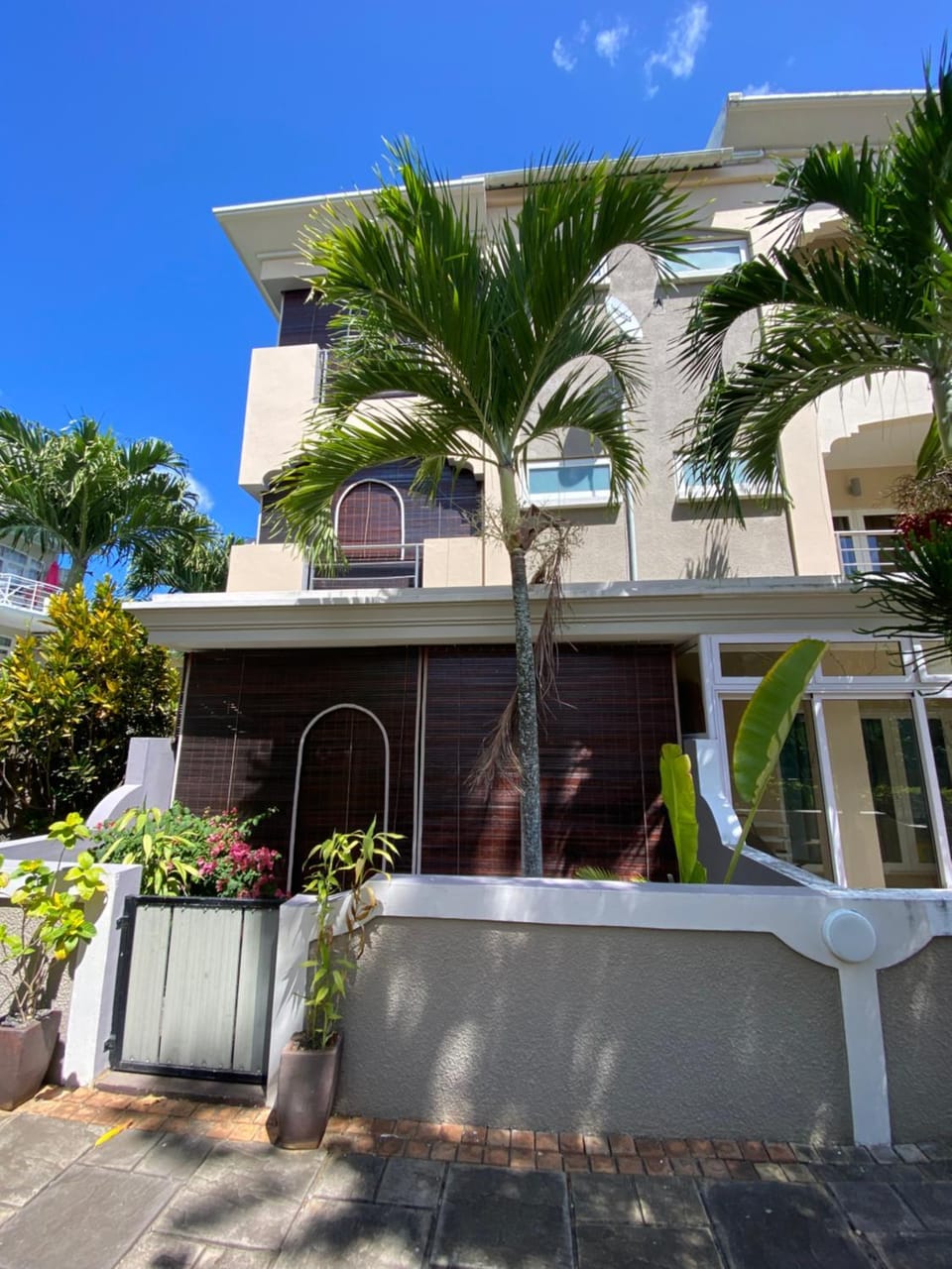 Property building, Balcony/Terrace