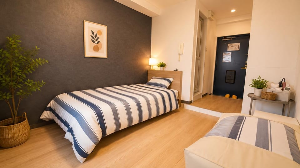 Osaka Umeda West JR Tsukamoto Inn 45 Apartment in Osaka
