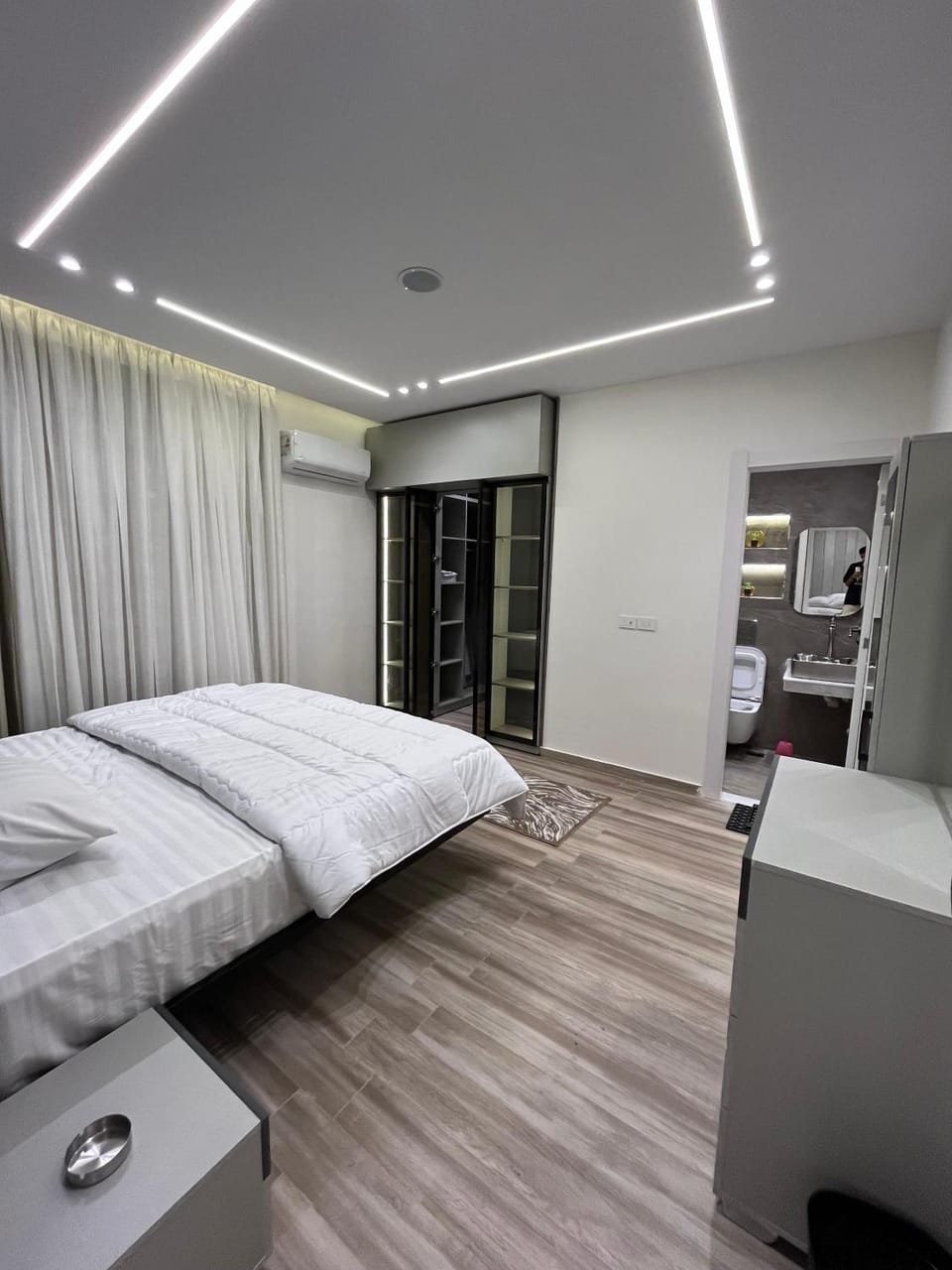 شقه فندقيه بأرقي حي بالدقي رقم 2 Apartment in Egypt