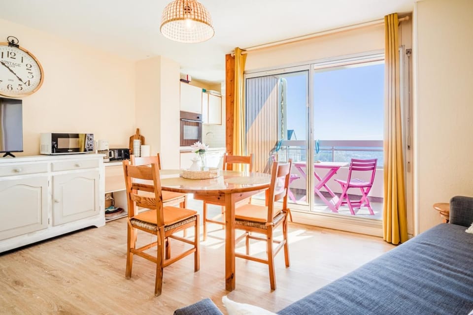 Appartement bord de plage havre de paix Apartment in Ploemeur