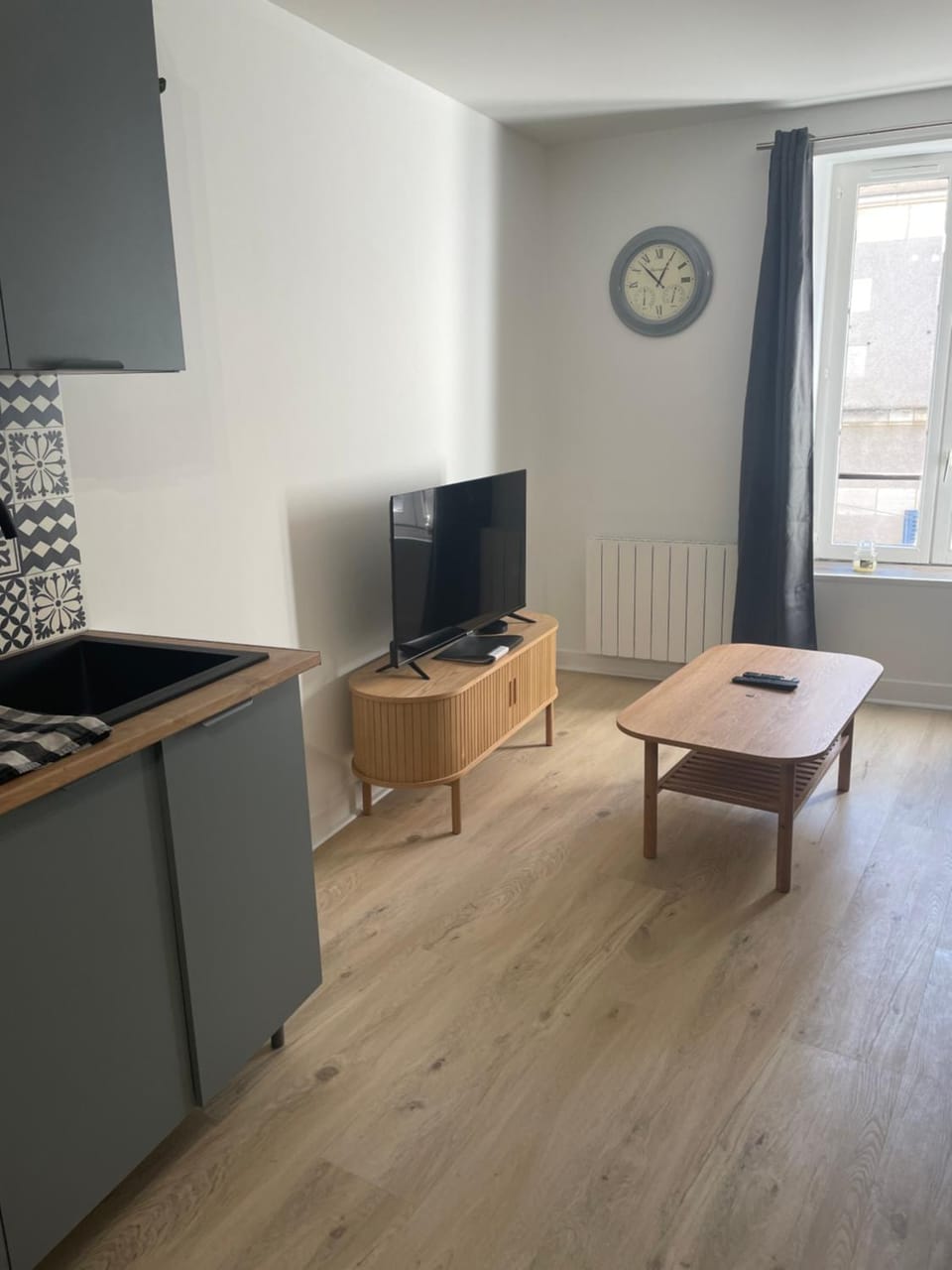 TV and multimedia, Seating area