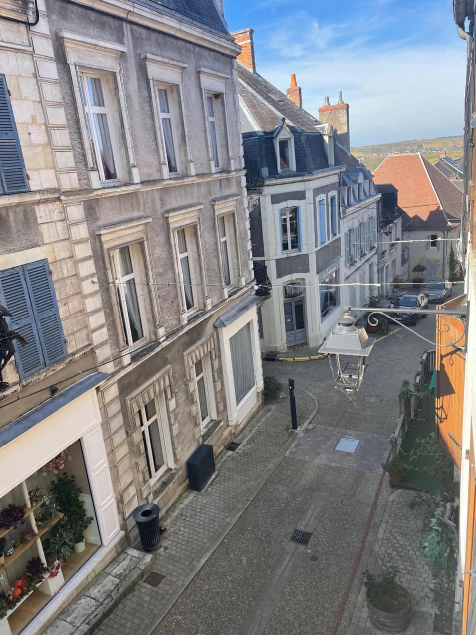 City view, Street view