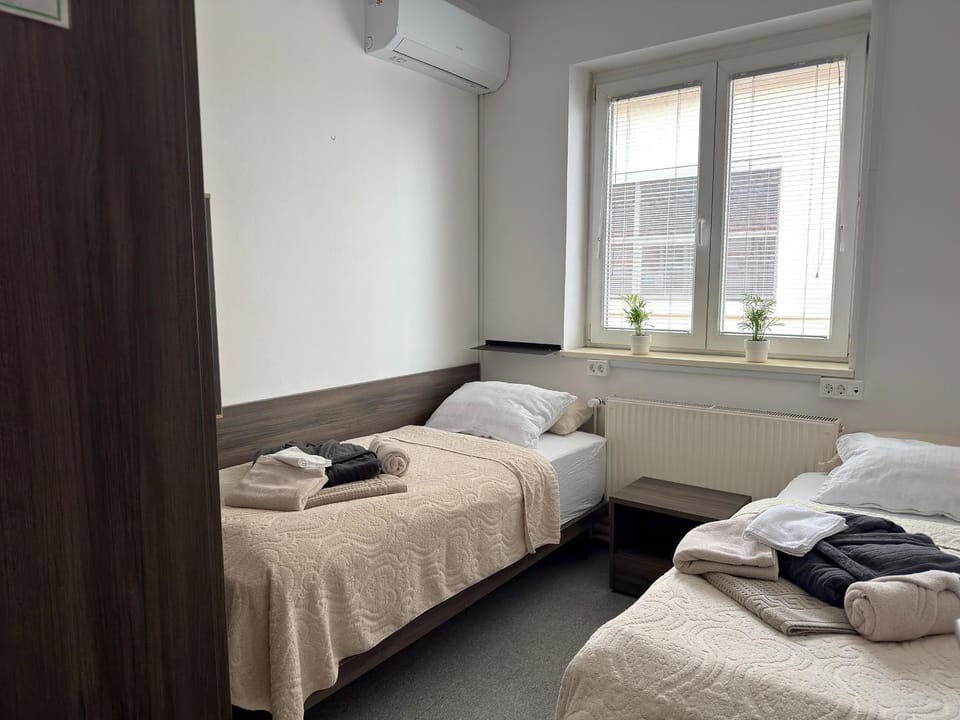 RailwayRooms22 Hostel in Ljubljana