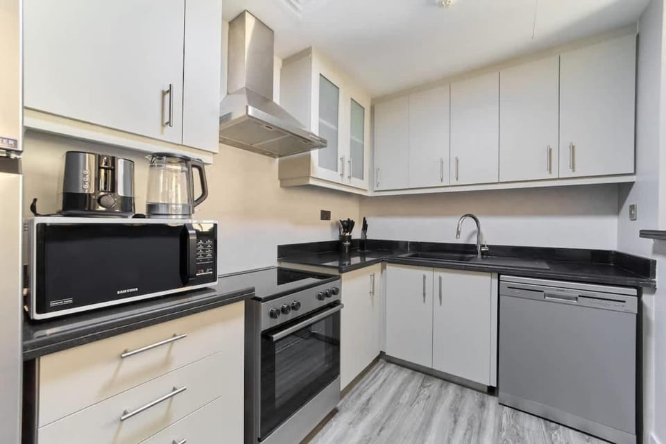FAM Living - 1 Bedroom in Rimal 2 Dubai Marina Apartment in Dubai