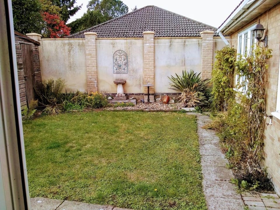 Bungalow in Cambridge- 3 bedrooms House in Cambridge