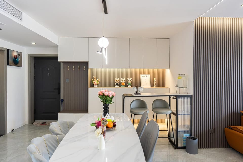 Sunny Abode-Bund landscape high-rise residential buildings 3-bedroom, 2-bathroom residence Apartment in Shanghai