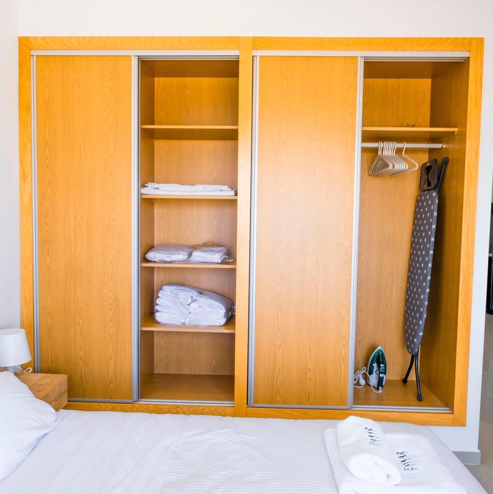 Bed, Bedroom, wardrobe