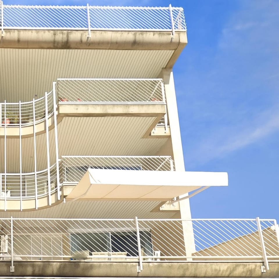 Property building, Balcony/Terrace