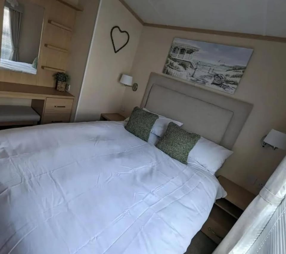 Caravan by the Sea DC09 House in Towyn