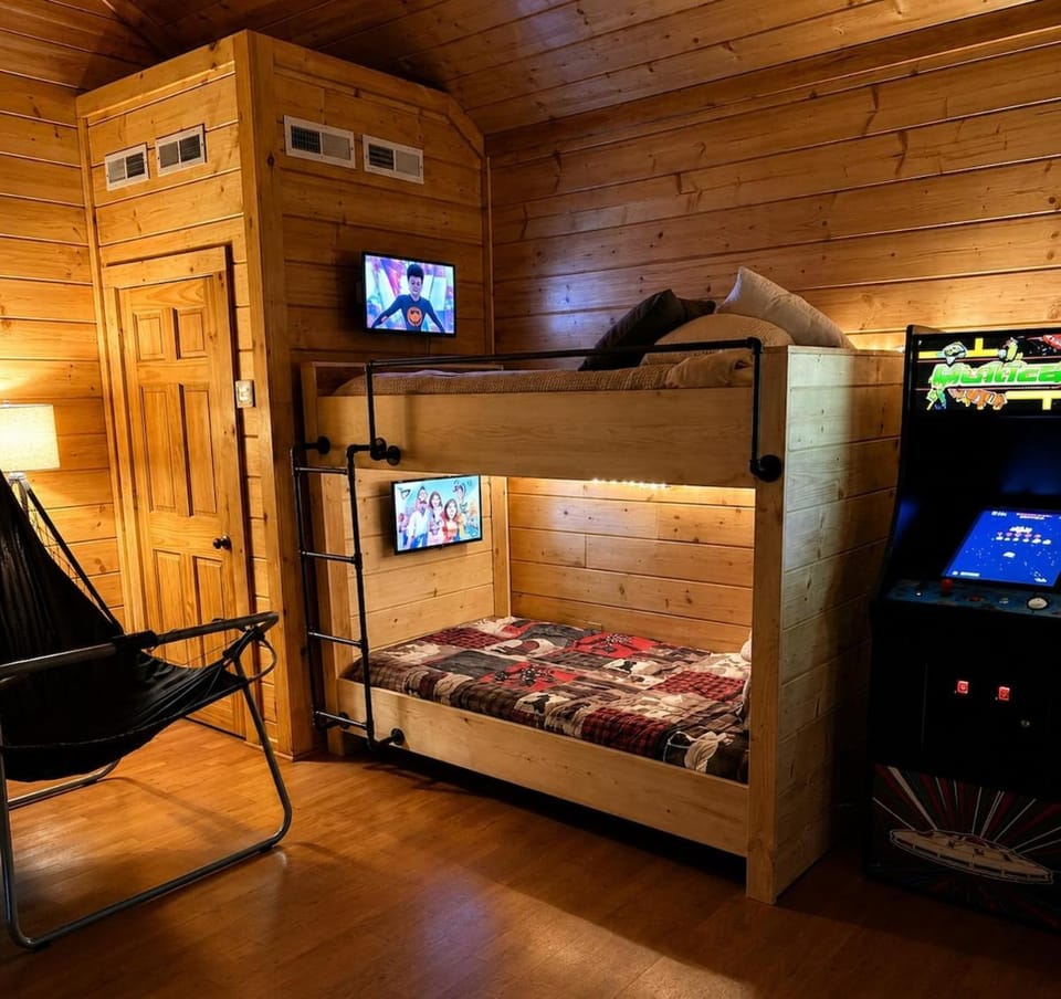 Mountain Echoes Chalet in Sevier County