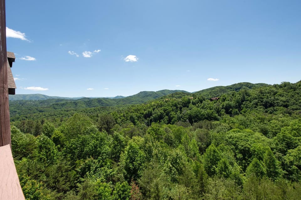 Mountain Echoes Chalet in Sevier County