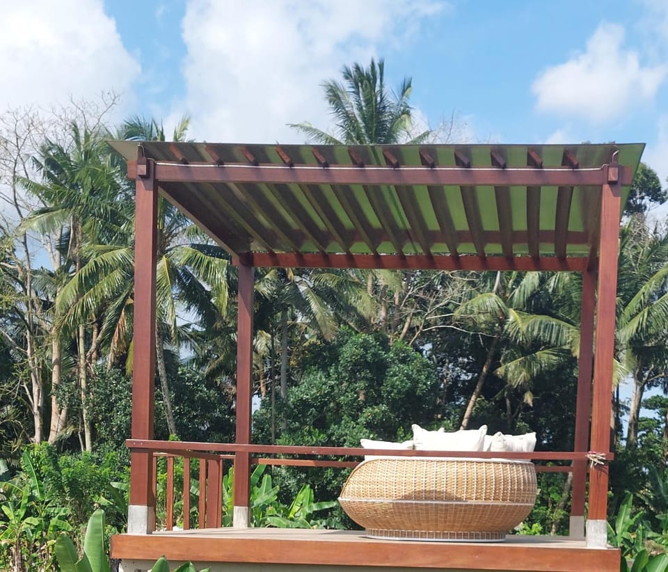 Private villa with pool and beautiful views of the rice fields Villa in Abiansemal