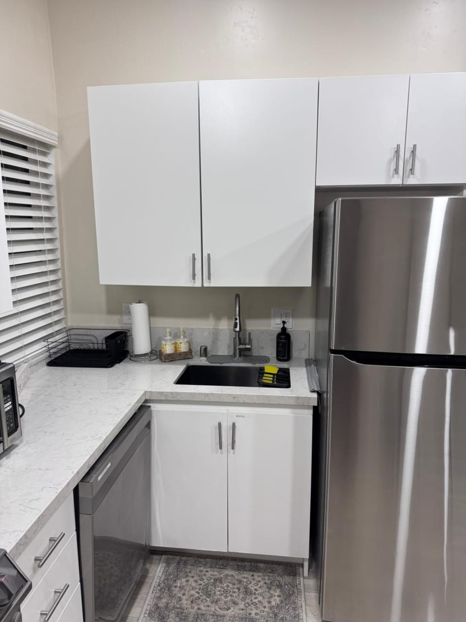 Private Studio, Near DT & Cal Expo, Free Parking House in Sacramento