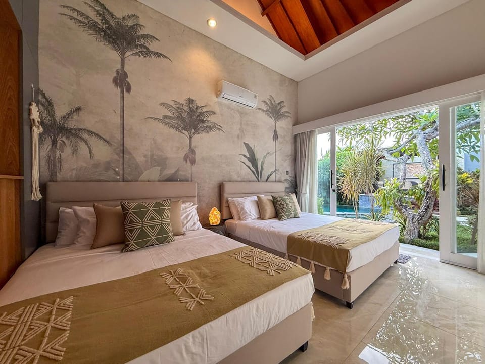 Bed, Bedroom, Garden view, air conditioner