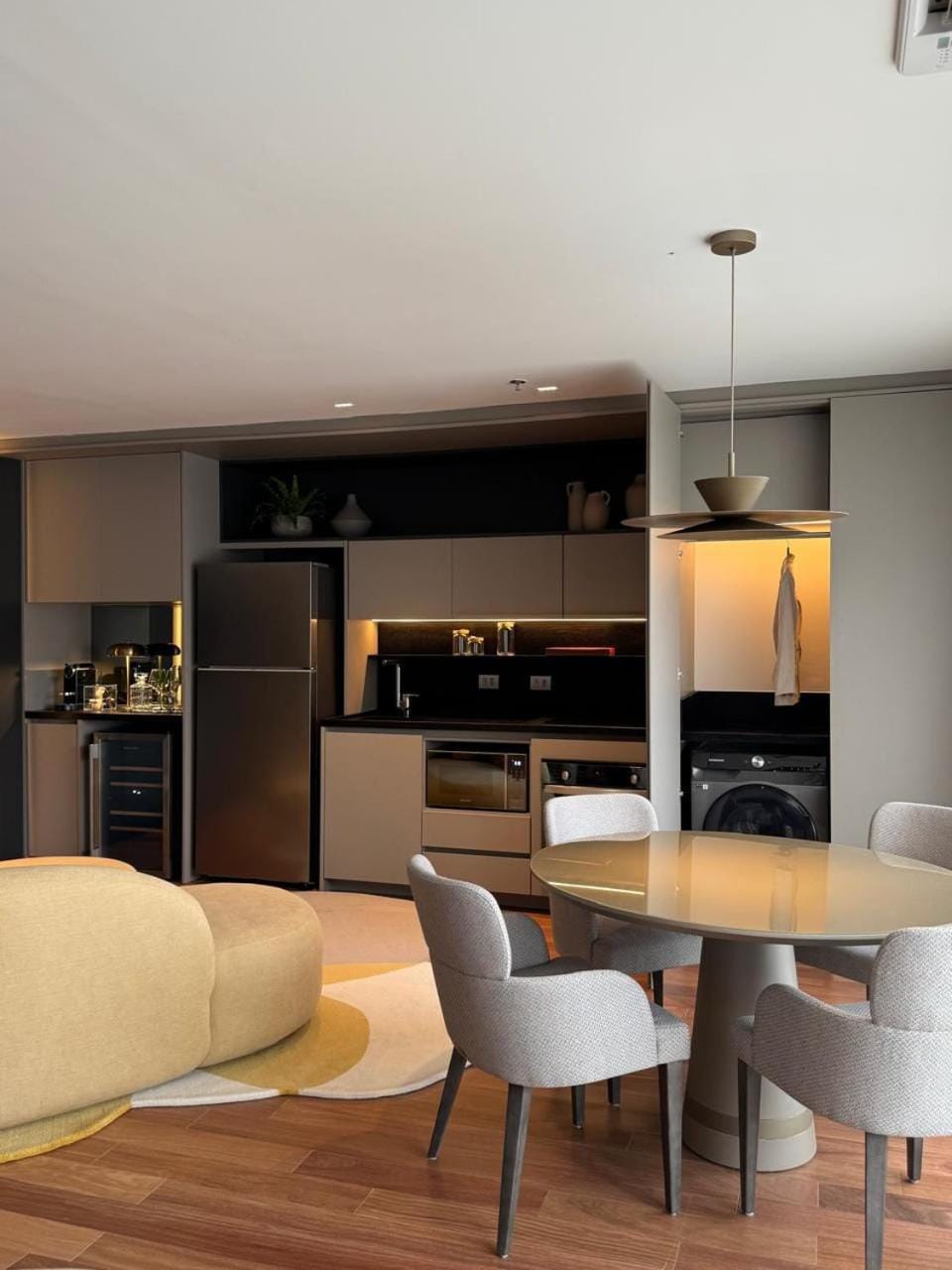 Kitchen or kitchenette, Dining area, laundry, washing machine, dryer