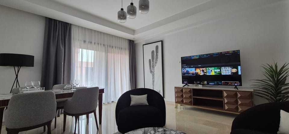TV and multimedia, Living room, Dining area