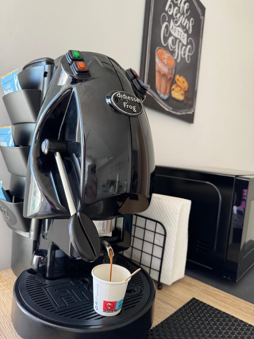 Coffee/tea facilities, Kitchen or kitchenette