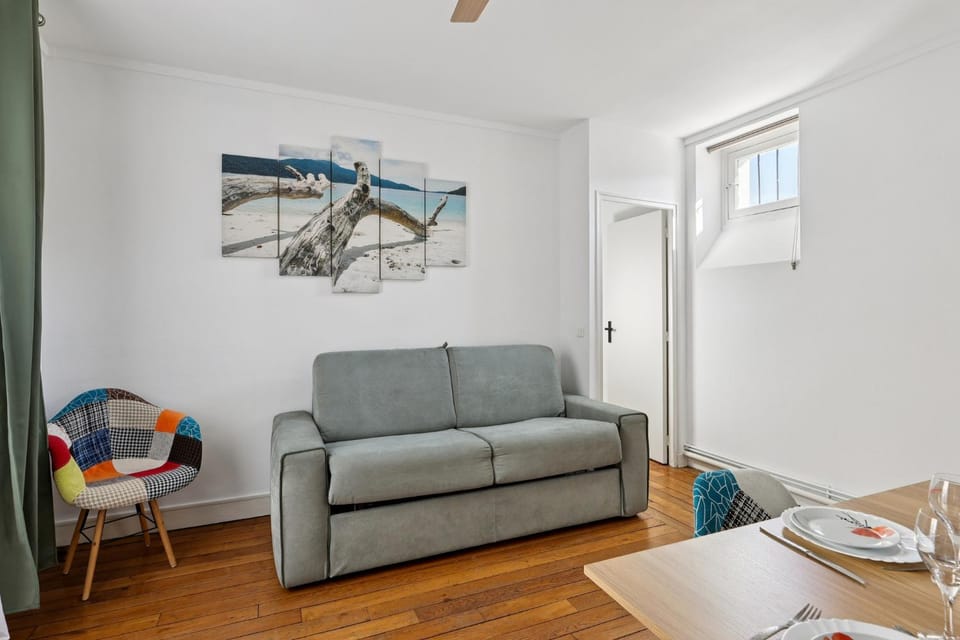 Charming Paris Apt, Metro 4 & RER B, 6 guests, CDG Access, 1-2 Rooms Apartment in Paris
