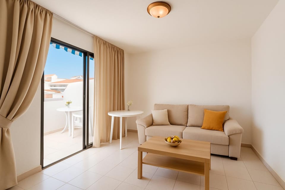 Balcony/Terrace, Living room