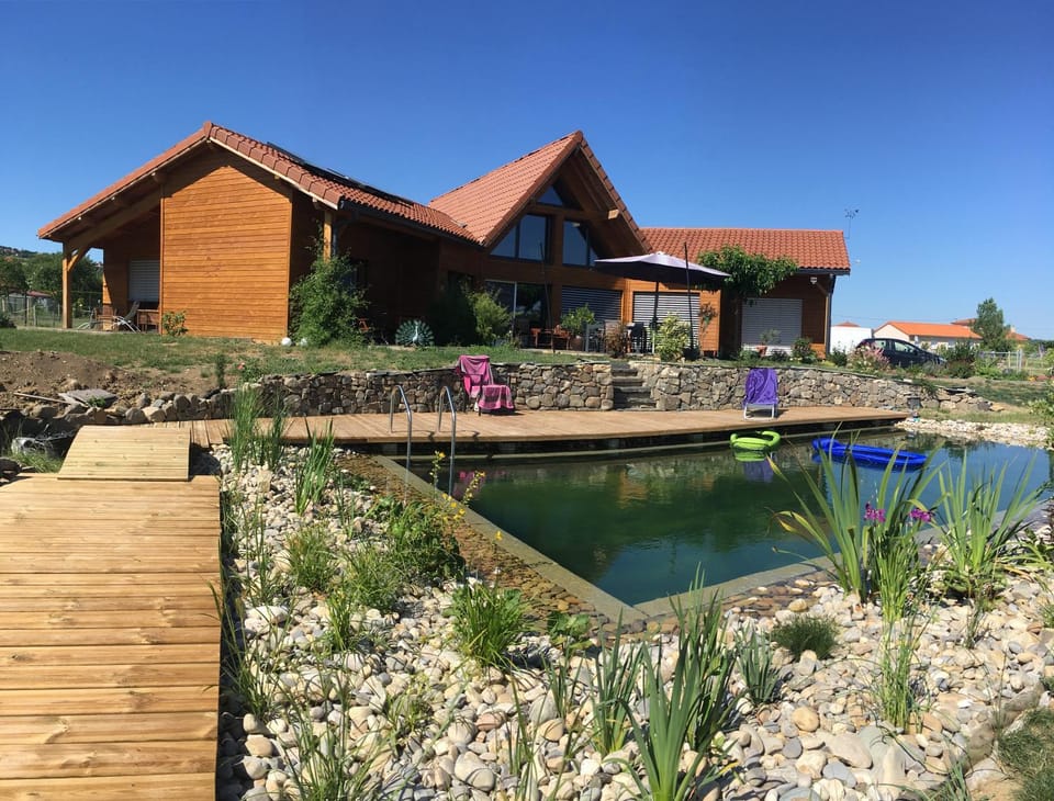 Facade/entrance, Pool view