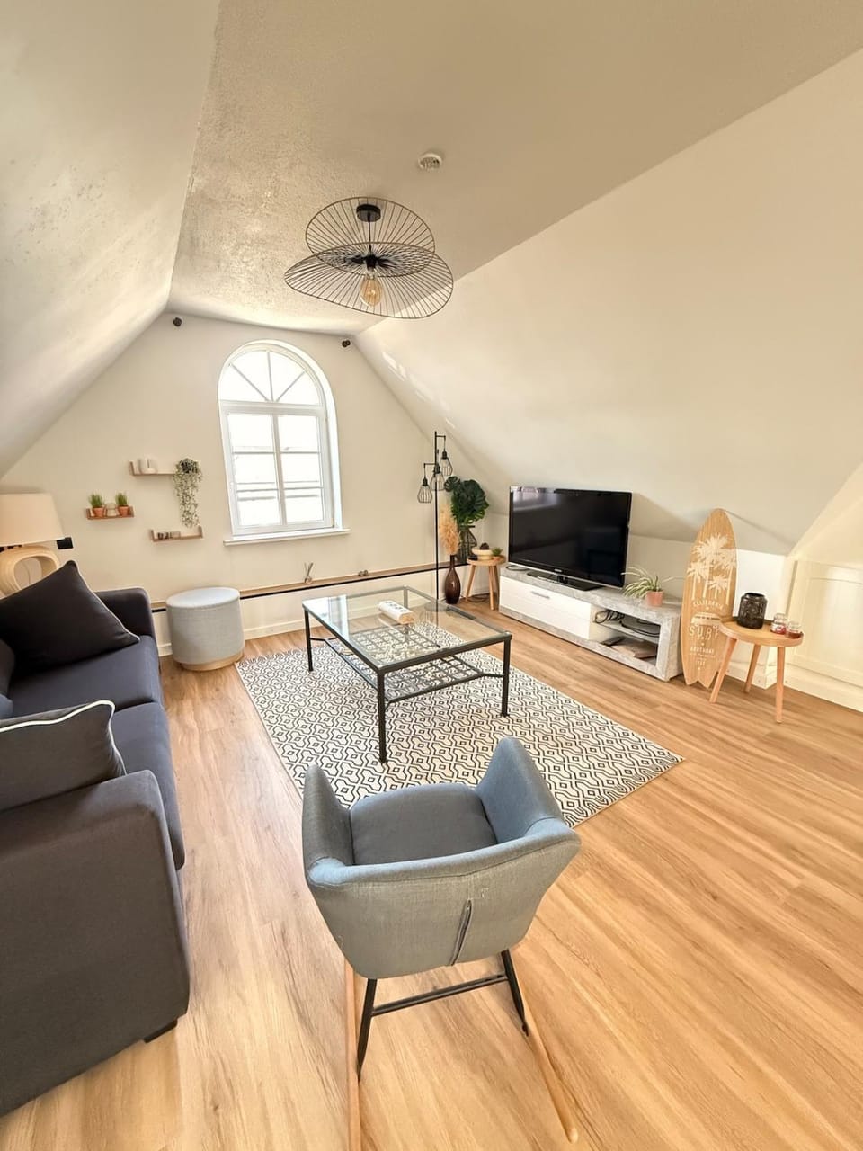 Communal lounge/ TV room, Living room, Seating area