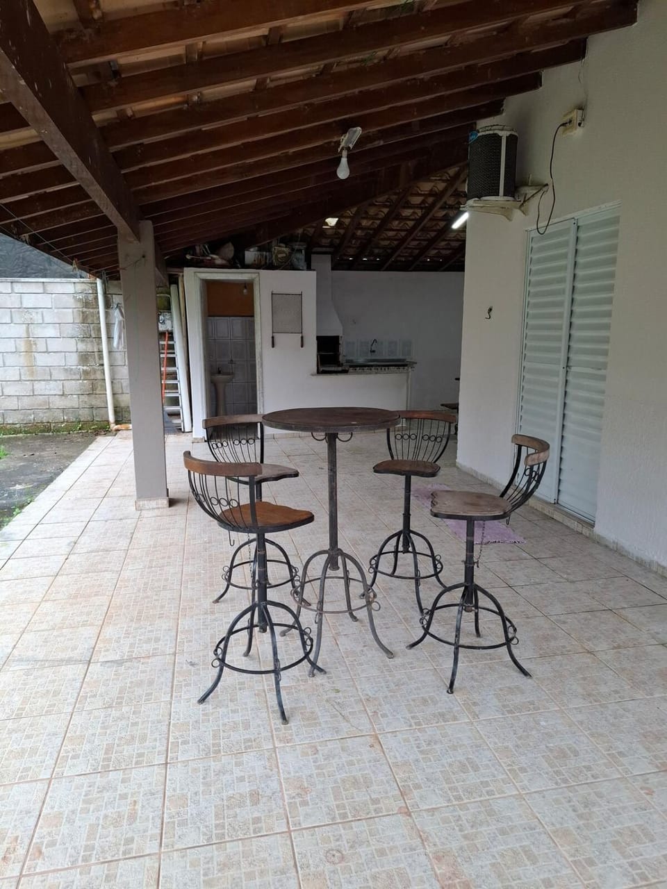 Patio, Dining area