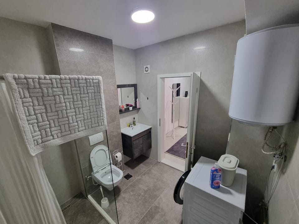 Shower, Toilet, Bathroom
