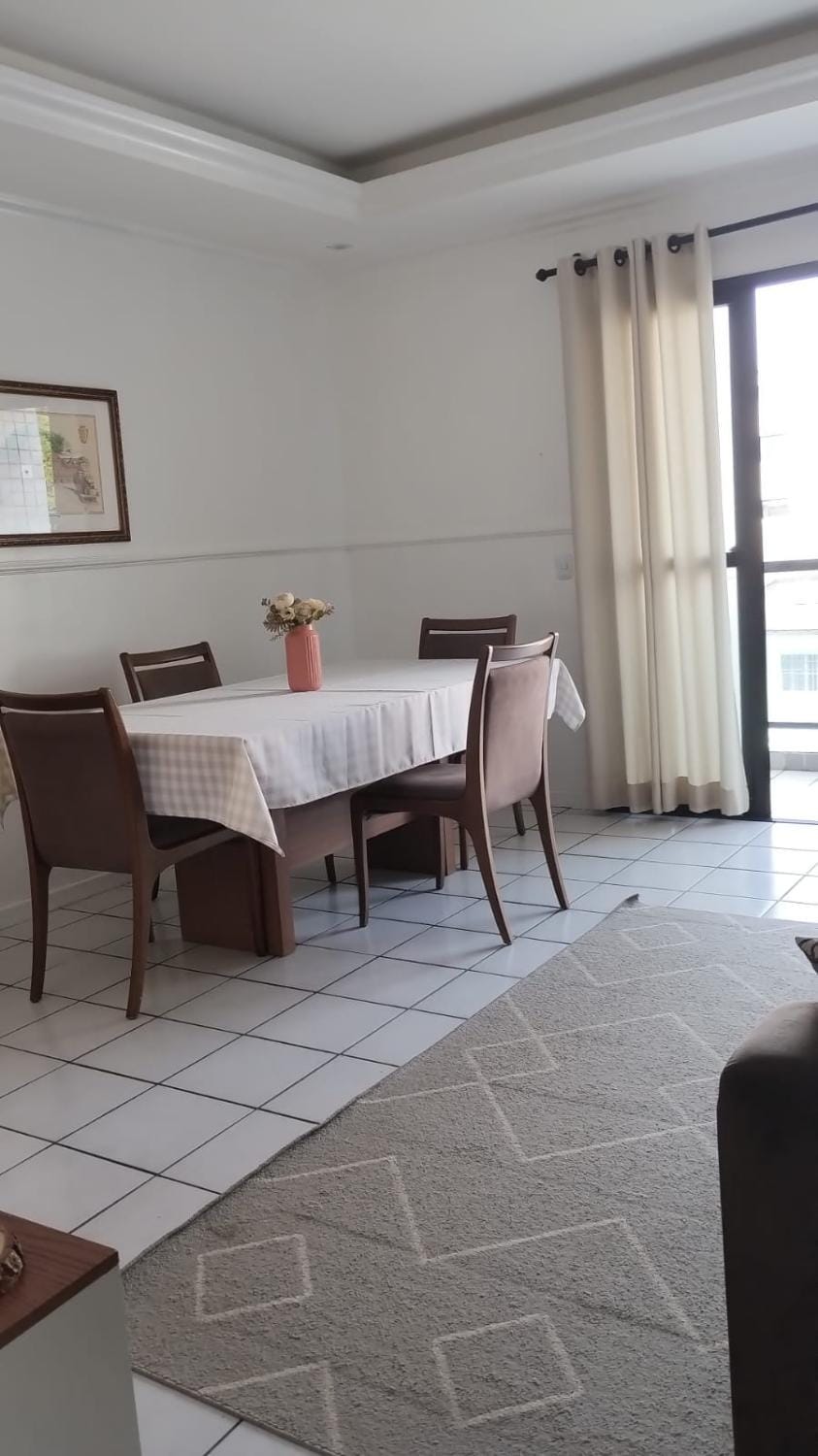 Amplo e aconchegante apto com 3 quartos sendo 01 suíte, a 1 Km do evento da COP 30 Apartment in Belém