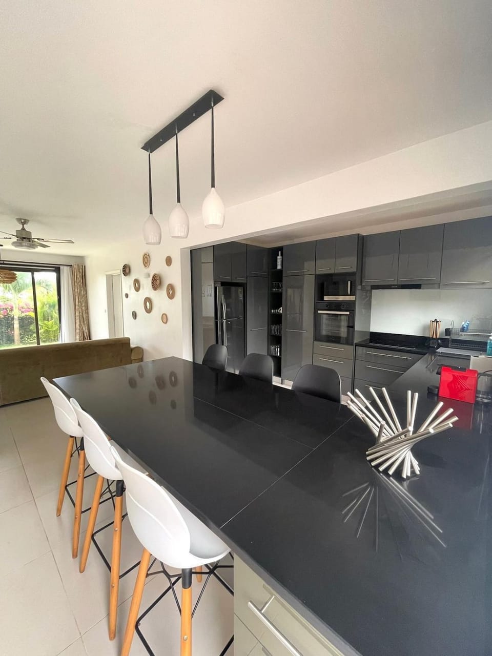 Kitchen or kitchenette, Dining area, stove