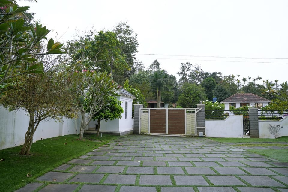 The Glen By Bloobuck Villa in Kerala