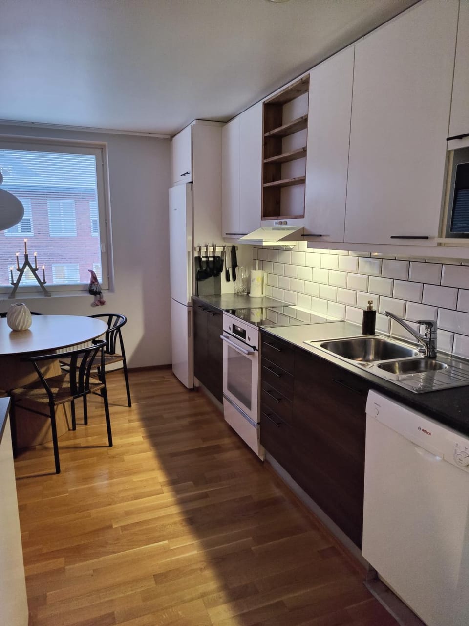 Kitchen or kitchenette, Dining area, dishwasher, oven, stove