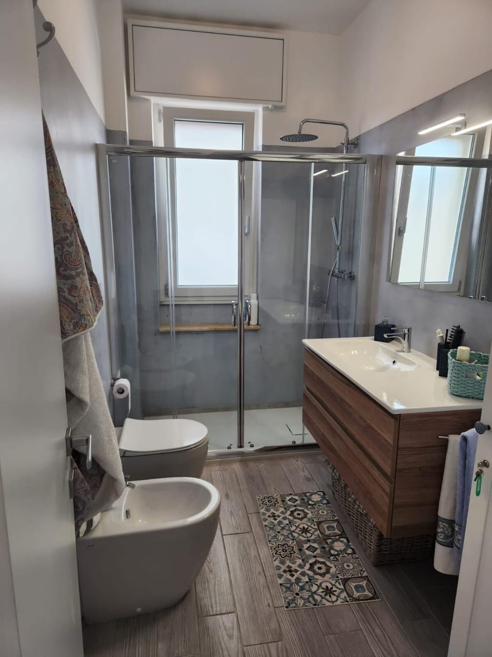 Shower, Toilet, Bathroom, bidet
