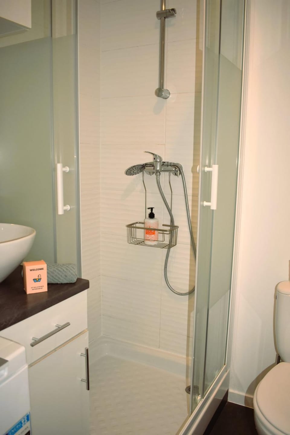 Shower, Toilet, Bathroom