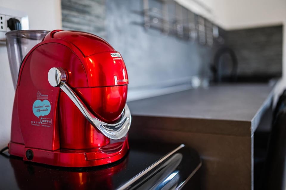 Maserati House - H24 Bed and Breakfast in Modena