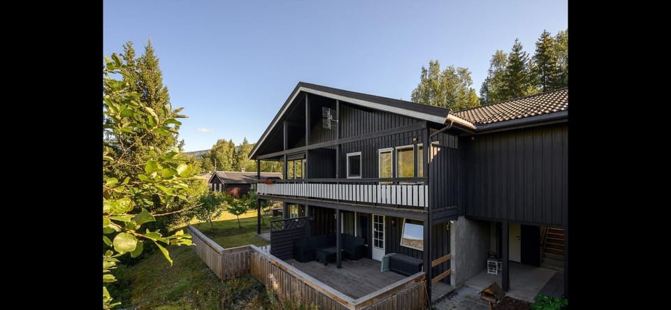 Property building, Day, View (from property/room), Balcony/Terrace, Garden view