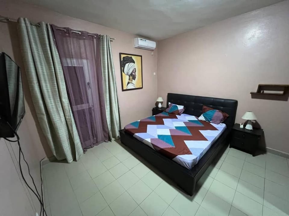 Elzo Crib !!! Apartment in Dakar