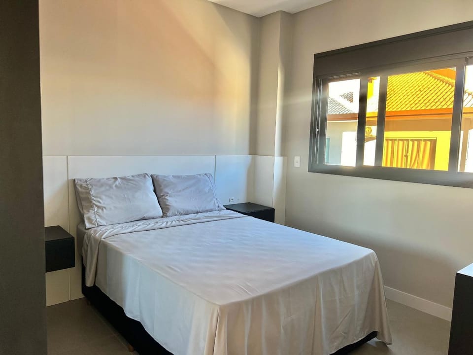 Maravilhoso! Apto a apenas 70m do mar! MA01I Apartment in Florianopolis