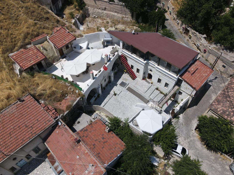Property building, Day, Bird's eye view, Street view