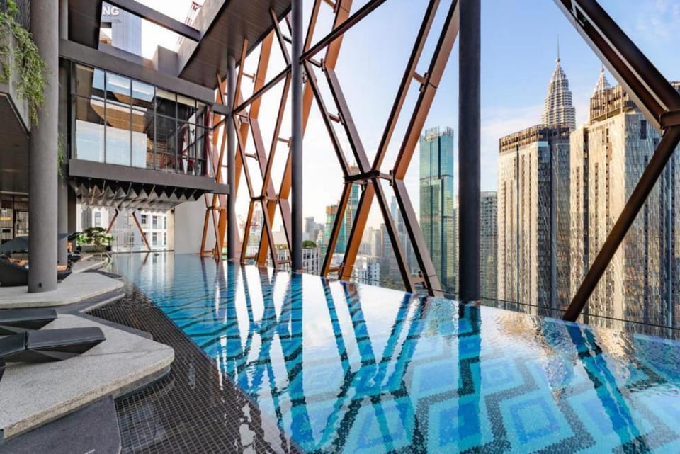 Day, City view, Pool view, Swimming pool, sunbed