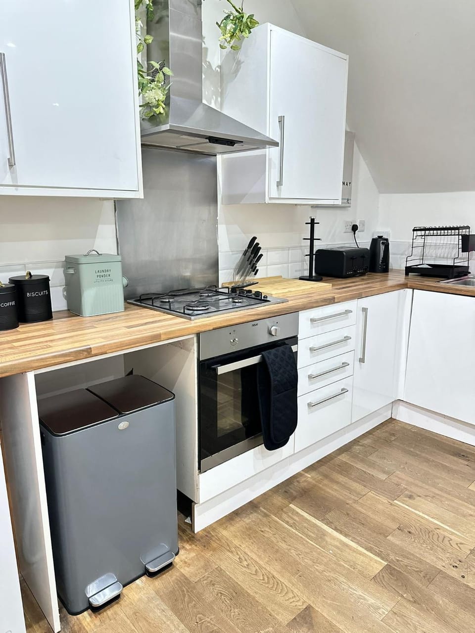 Sky High Apartment in Streatham Apartment in London