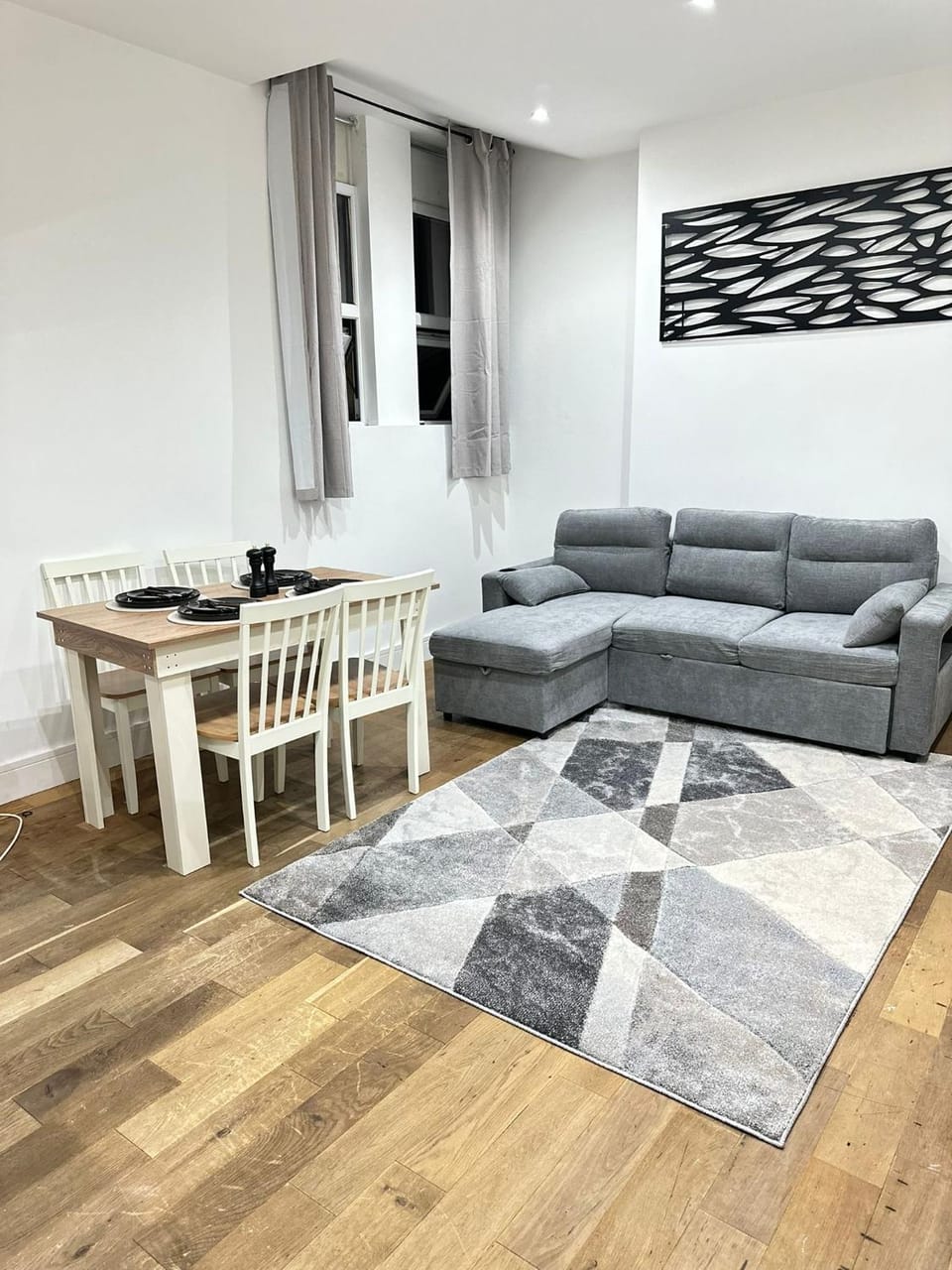 Sky High Apartment in Streatham Apartment in London