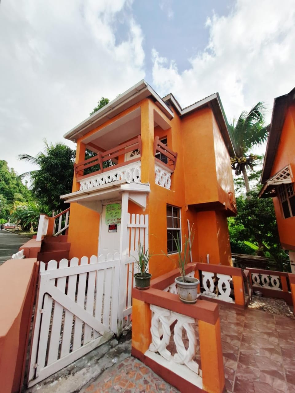 Property building, View (from property/room), Balcony/Terrace