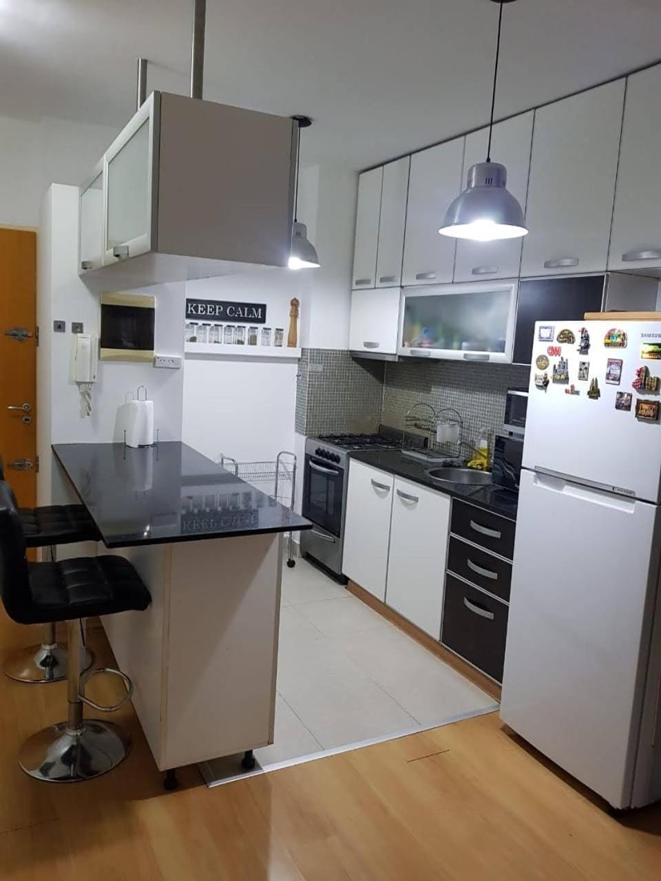 Kitchen or kitchenette, Dining area, minibar, oven, stove, toaster