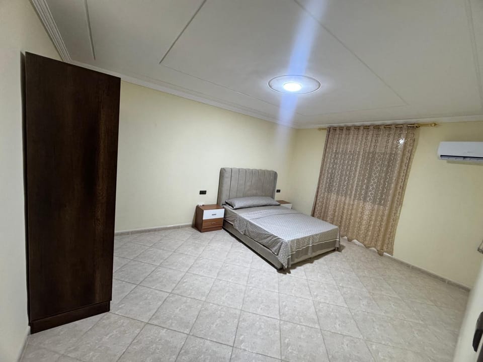 Bed, Photo of the whole room, Bedroom, wardrobe, air conditioner