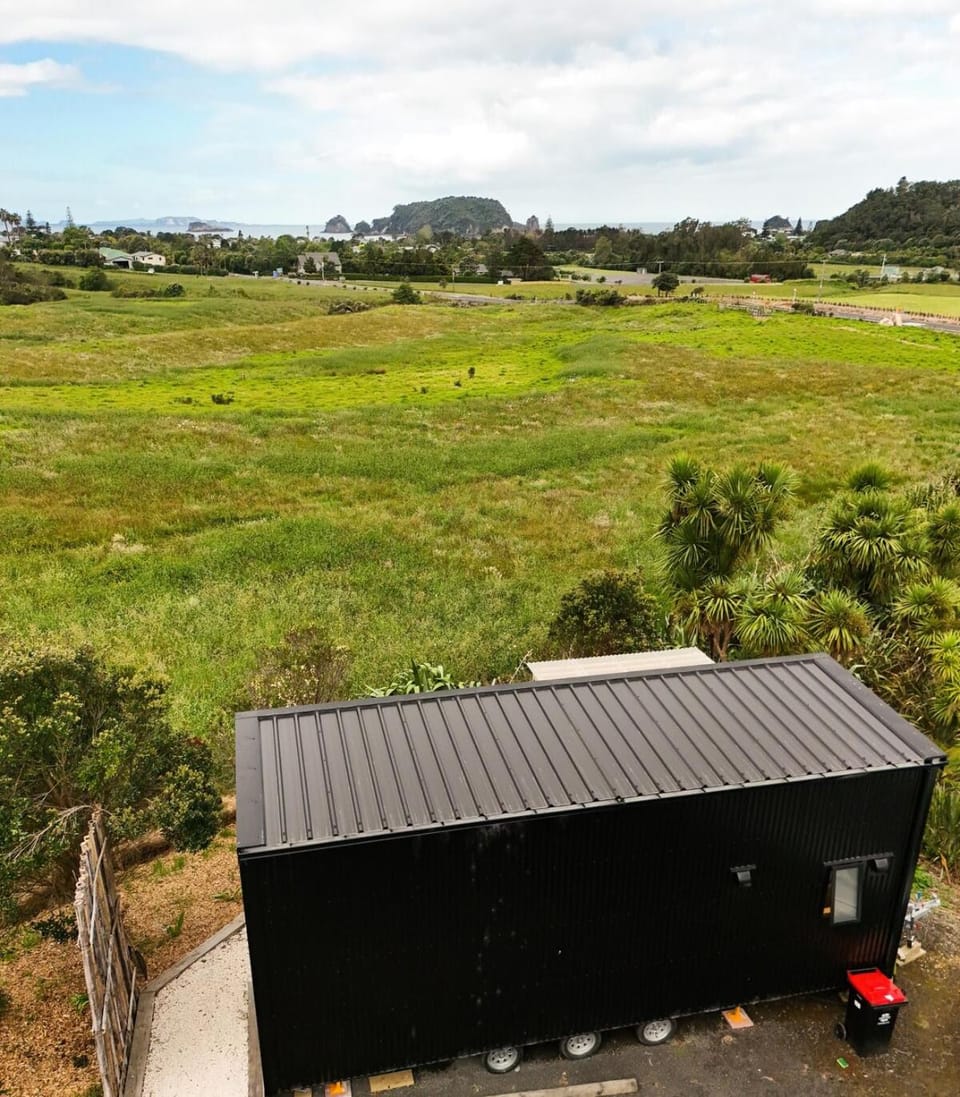 Property building, Natural landscape