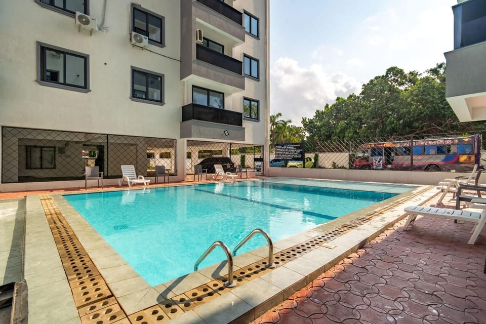 Pool view, Swimming pool