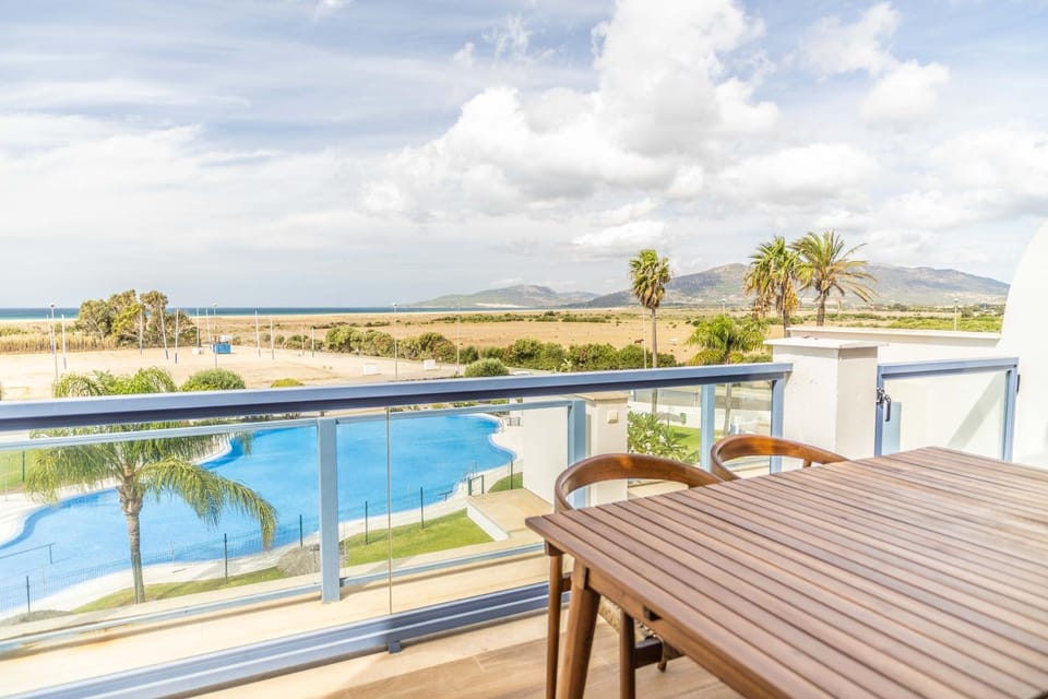 Mountain view, Mountain view, Pool view, Pool view, Sea view, Sea view, Swimming pool